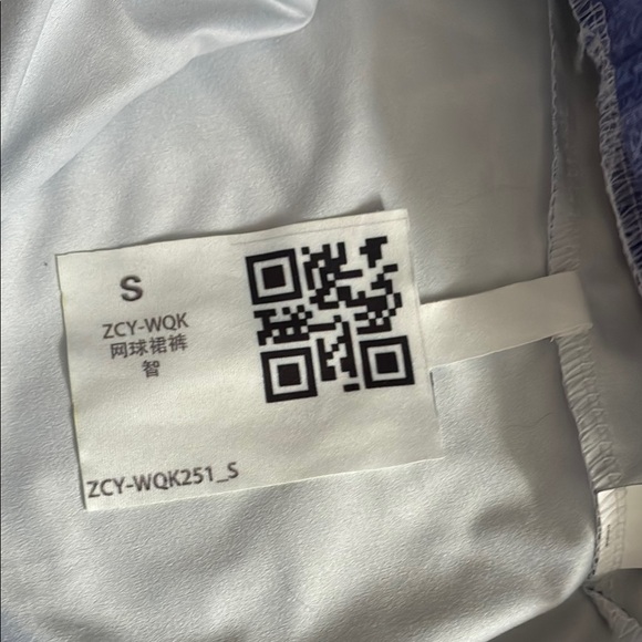 Blue / Purple Athletic Skorts with Floral Detail Pattern; Golf, Pickleball; NWOT - Picture 10 of 10